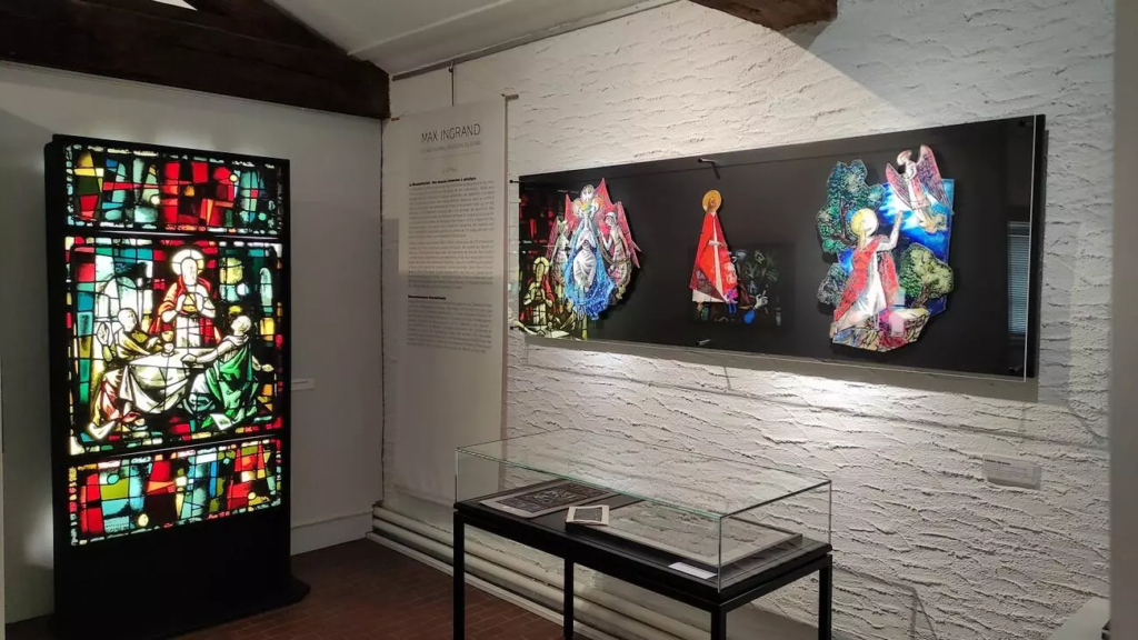 Vitraux de Max Ingrand